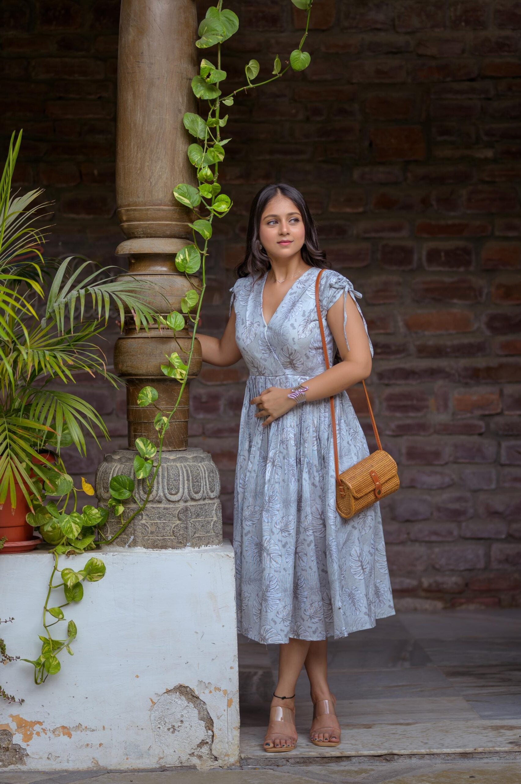 Adjustable Sleeve Cotton Top