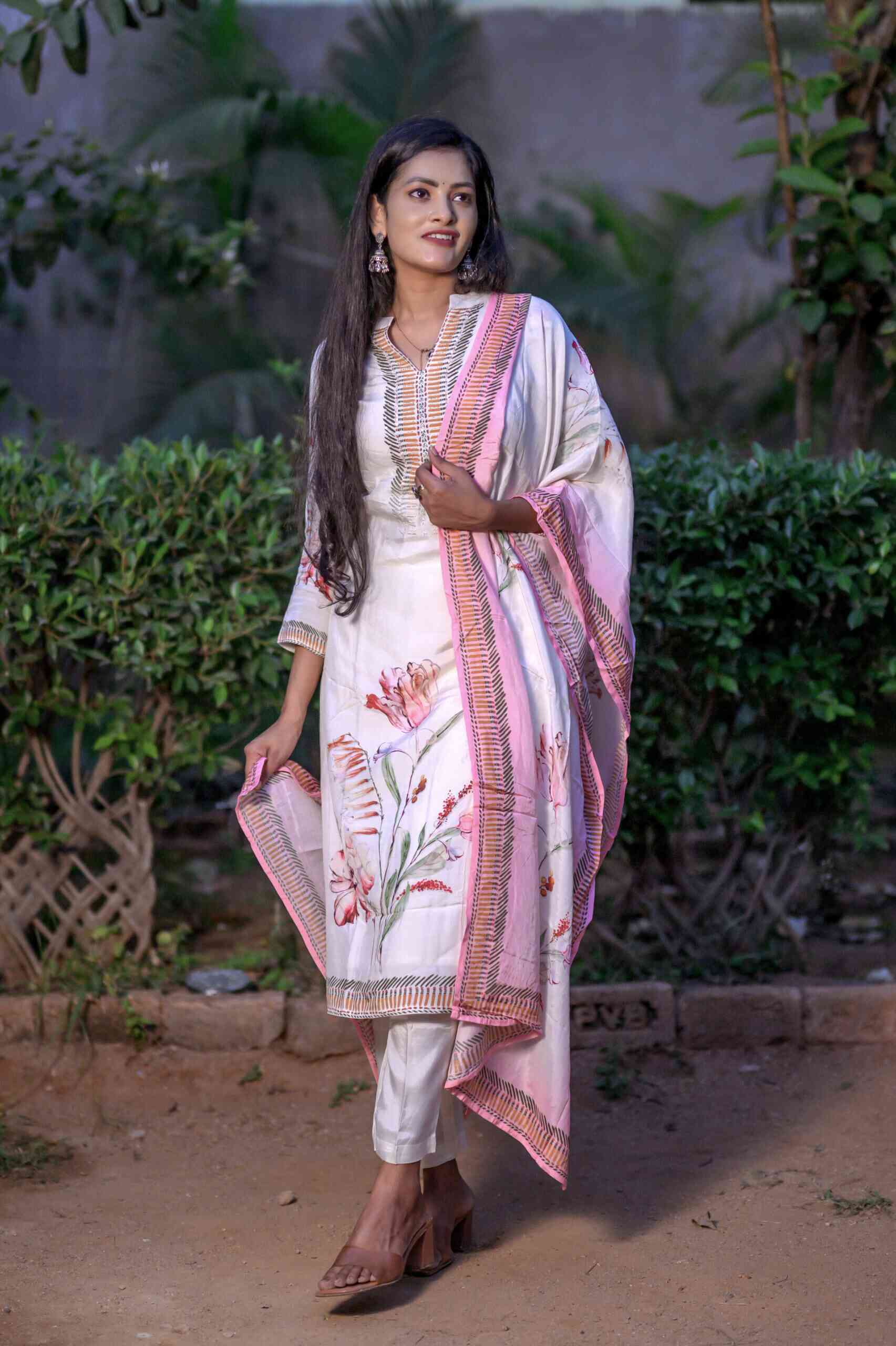 Casual Wear 3 Piece Kurti Set